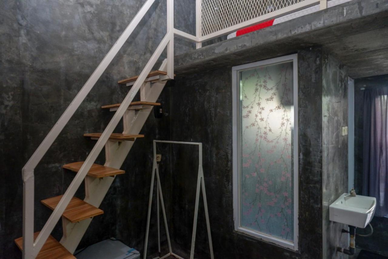 Reddoorz Near Jumbo Mall Sragen Ngoại thất bức ảnh