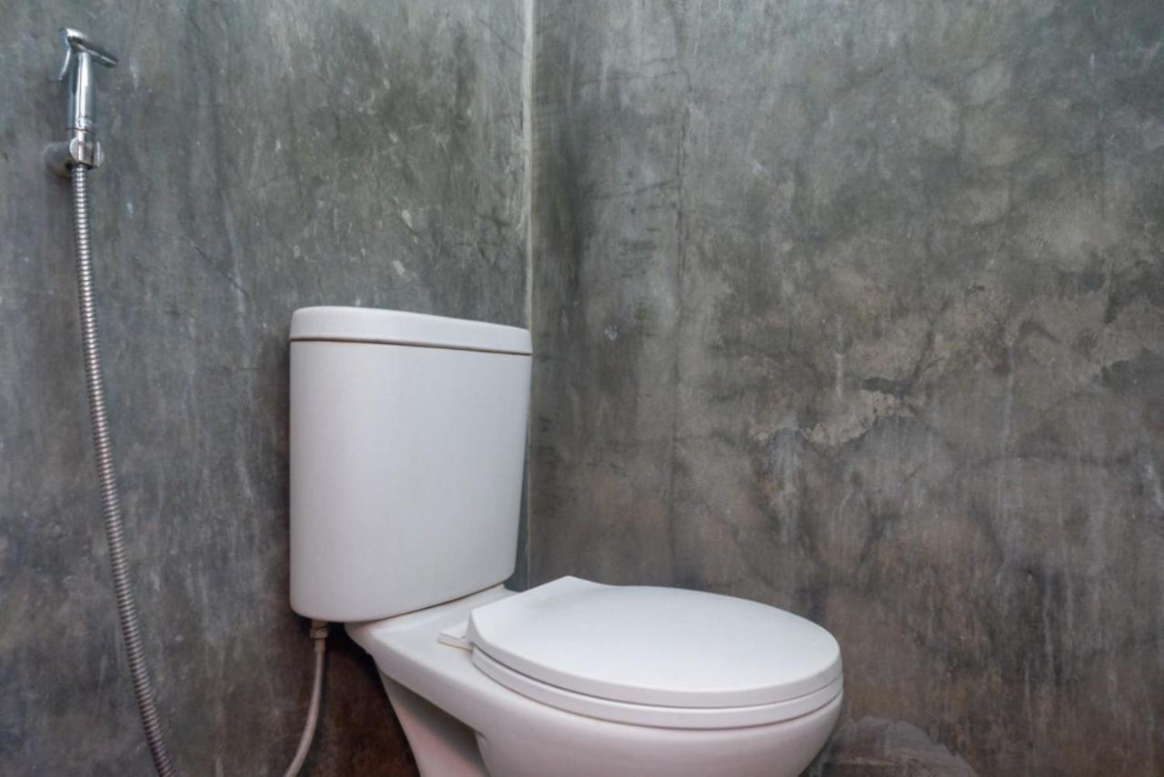 Reddoorz Near Jumbo Mall Sragen Ngoại thất bức ảnh